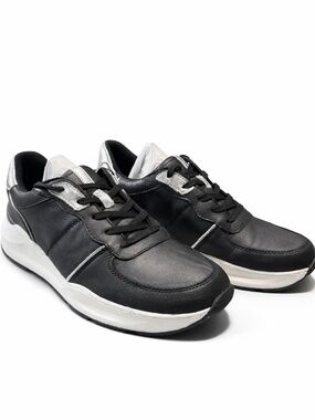 Naturalizer Blossom Sneaker - Women's size 10 - New